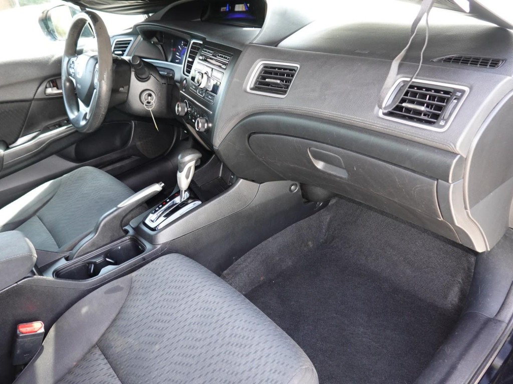 Honda Civic Sedan Vehicle Full-screen Gallery Image 20