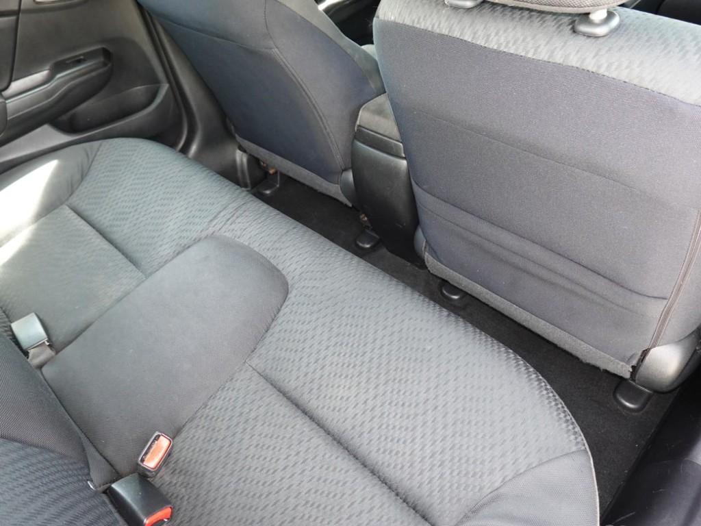 Honda Civic Sedan Vehicle Full-screen Gallery Image 23