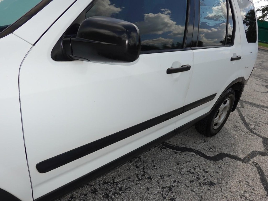 Honda CR-V Vehicle Full-screen Gallery Image 10
