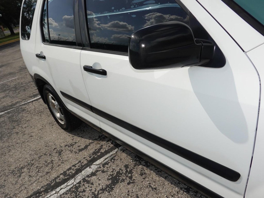 Honda CR-V Vehicle Full-screen Gallery Image 11