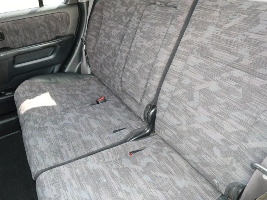 Honda CR-V Vehicle Full-screen Gallery Image 18