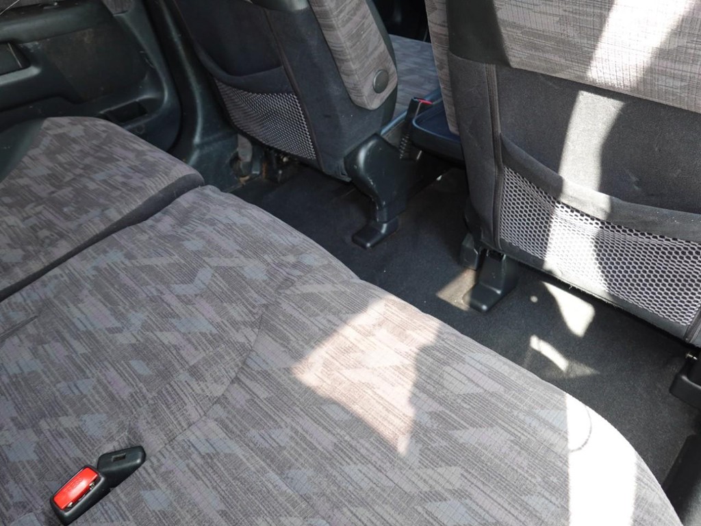 Honda CR-V Vehicle Full-screen Gallery Image 23