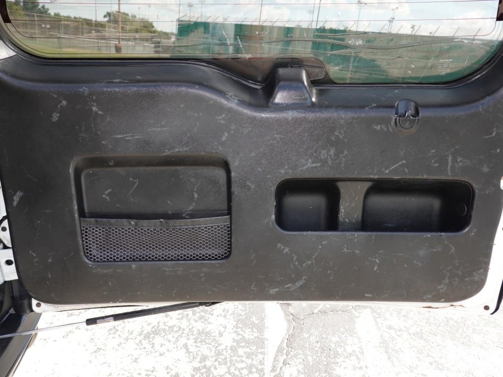 Honda CR-V Vehicle Full-screen Gallery Image 26