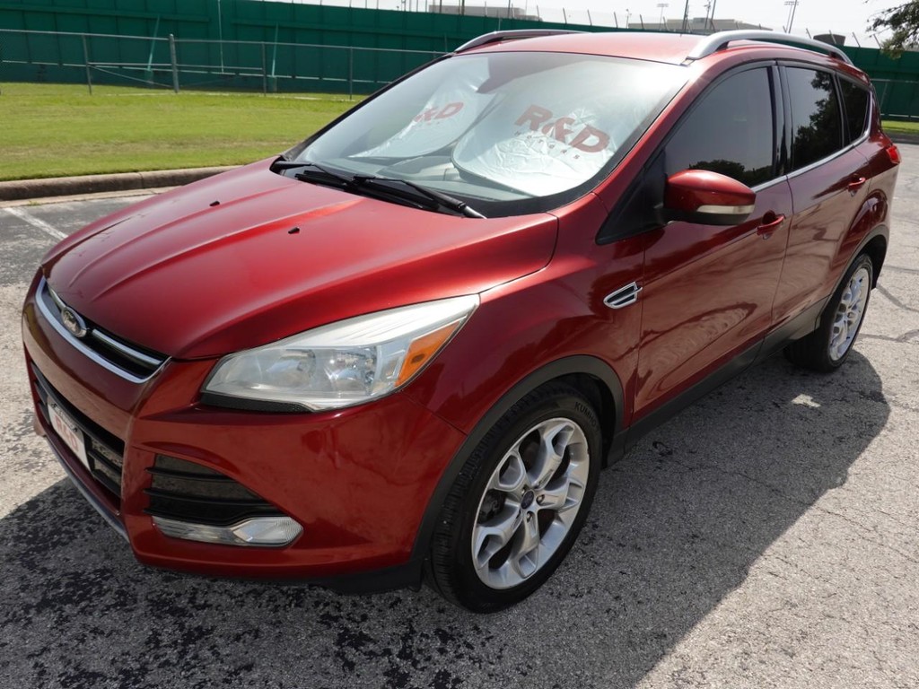 Ford Escape Vehicle Full-screen Gallery Image 03