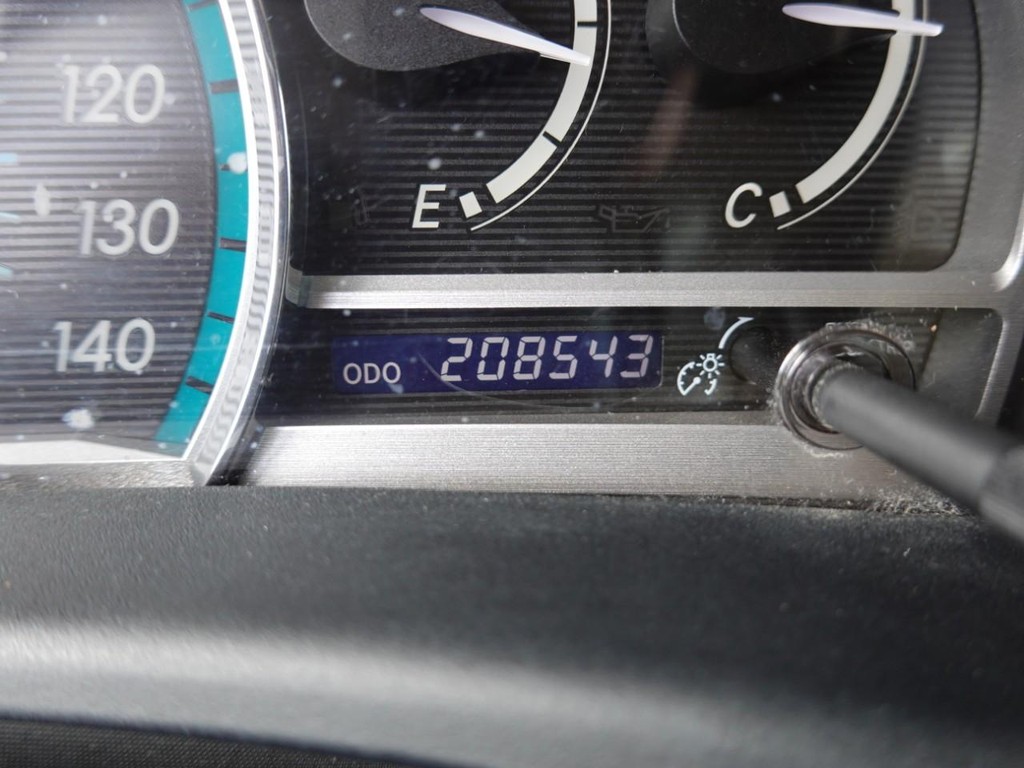Toyota Venza Vehicle Full-screen Gallery Image 12