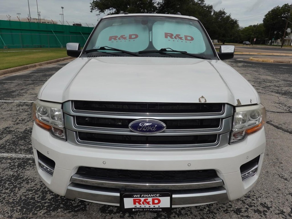 Ford Expedition EL Vehicle Full-screen Gallery Image 02