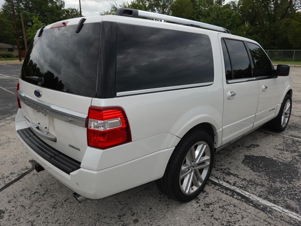 Ford Expedition EL Vehicle Full-screen Gallery Image 07