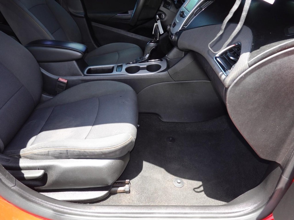 Chevrolet Cruze Vehicle Full-screen Gallery Image 22