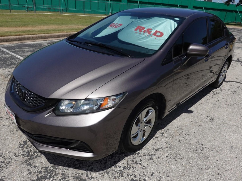 Honda Civic Sedan Vehicle Full-screen Gallery Image 03