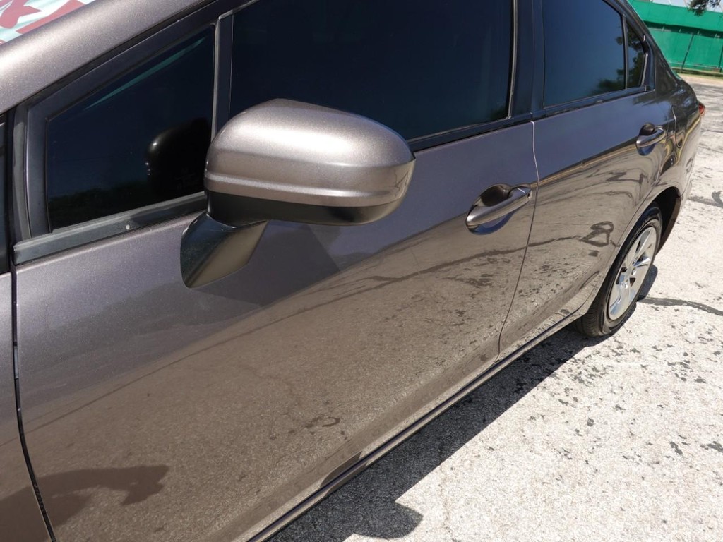 Honda Civic Sedan Vehicle Full-screen Gallery Image 10