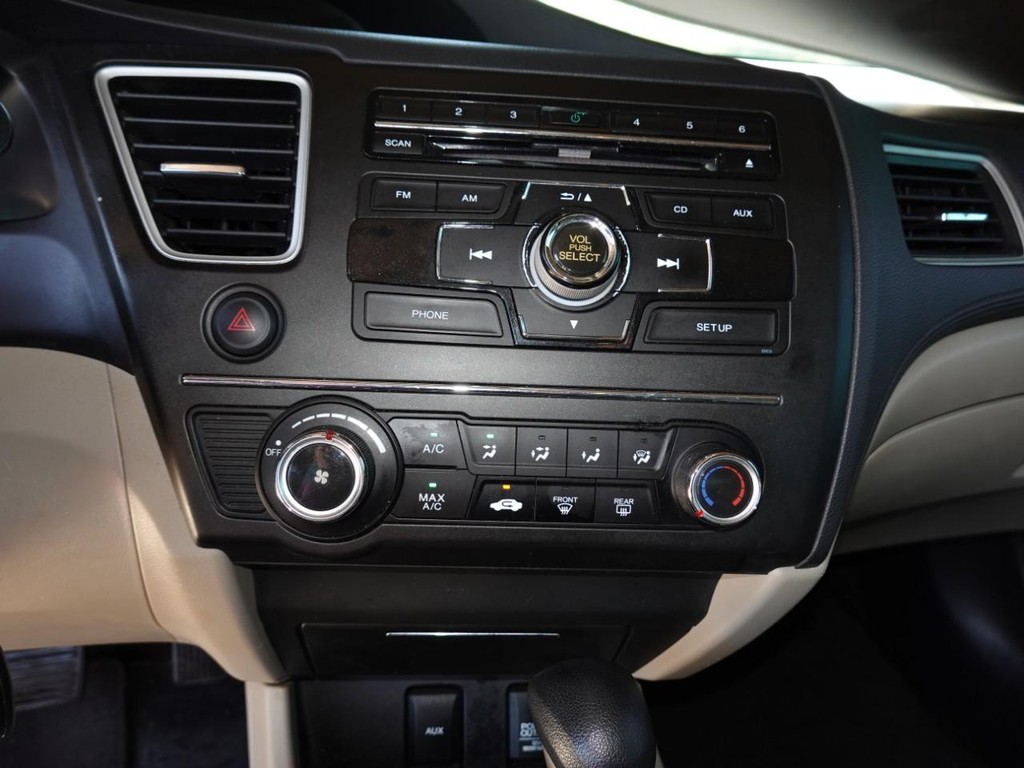 Honda Civic Sedan Vehicle Full-screen Gallery Image 14