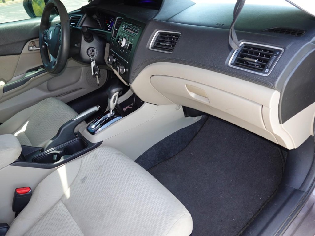 Honda Civic Sedan Vehicle Full-screen Gallery Image 21