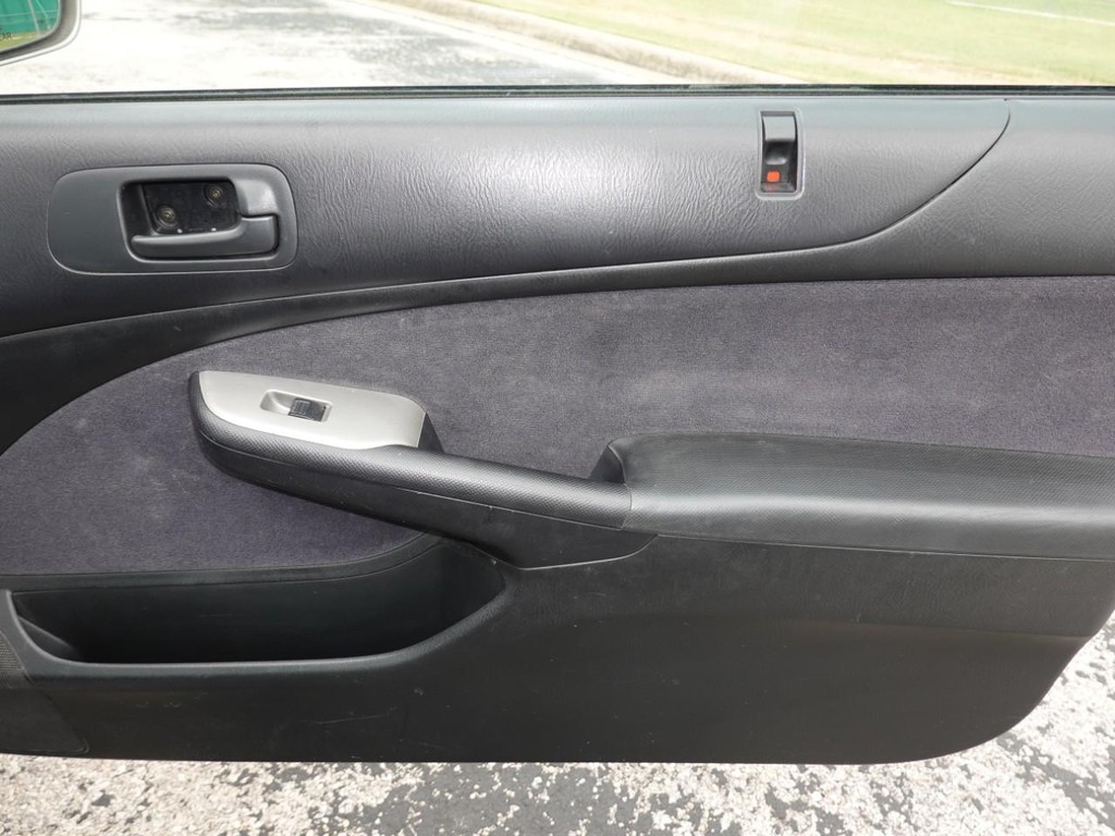 Honda Civic Vehicle Full-screen Gallery Image 22