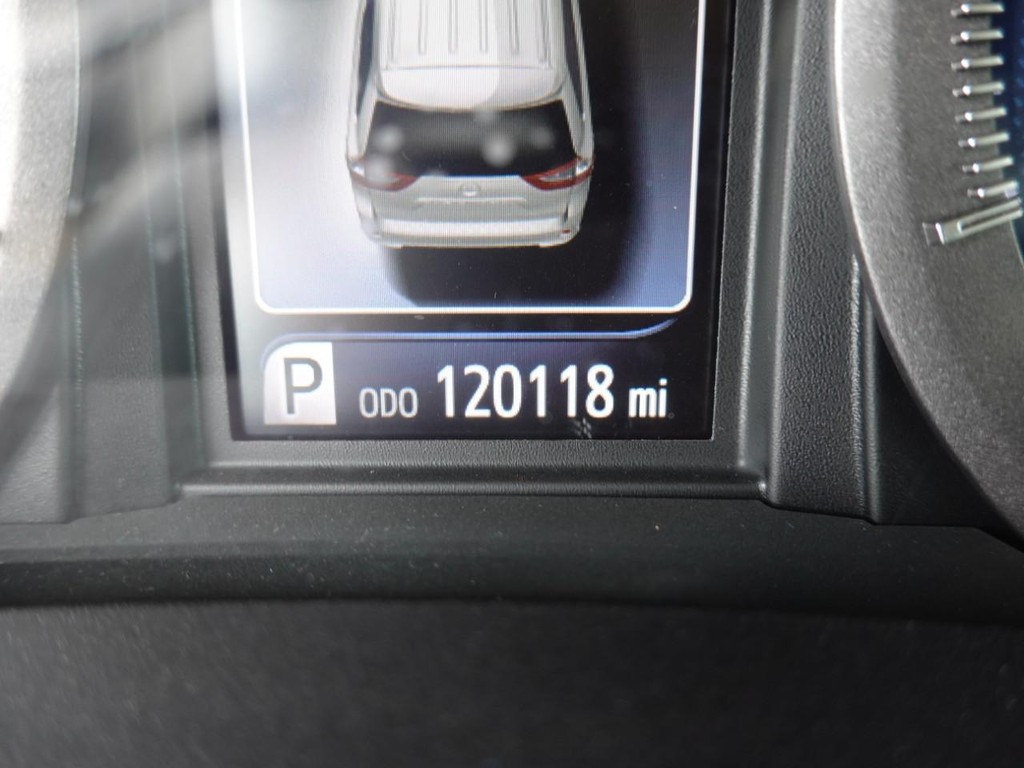 Toyota Sienna Vehicle Full-screen Gallery Image 12
