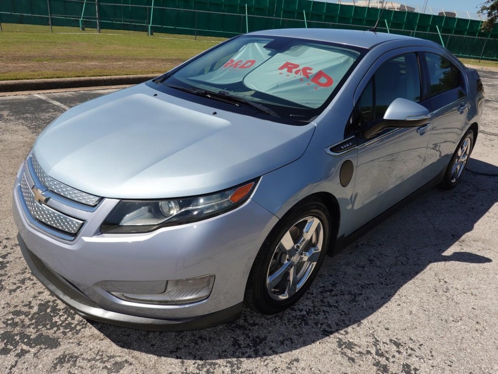 Chevrolet Volt Vehicle Full-screen Gallery Image 03