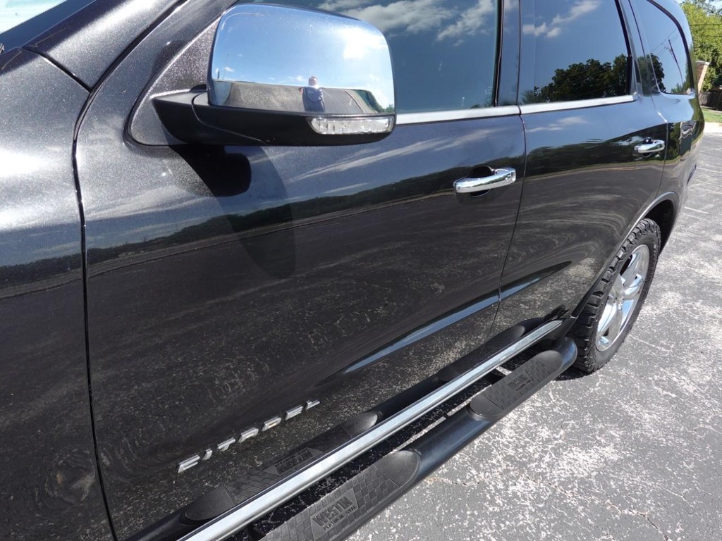 Dodge Durango Vehicle Full-screen Gallery Image 10