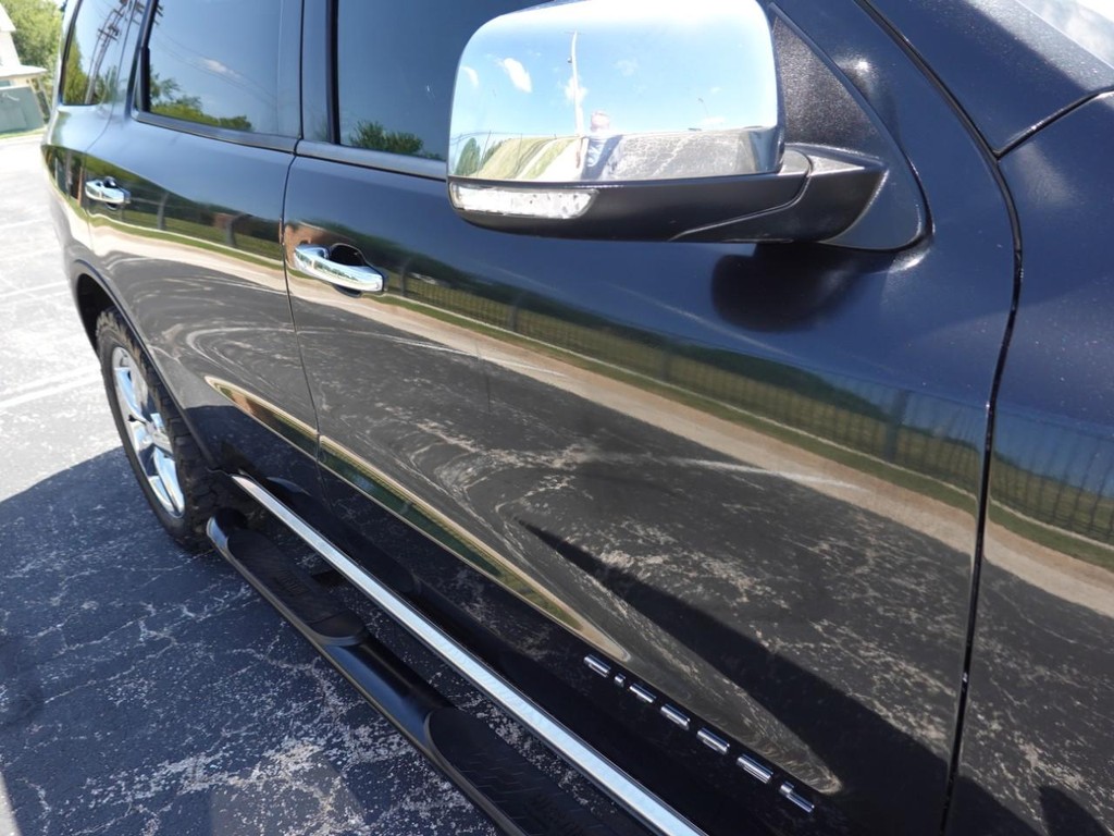 Dodge Durango Vehicle Full-screen Gallery Image 11
