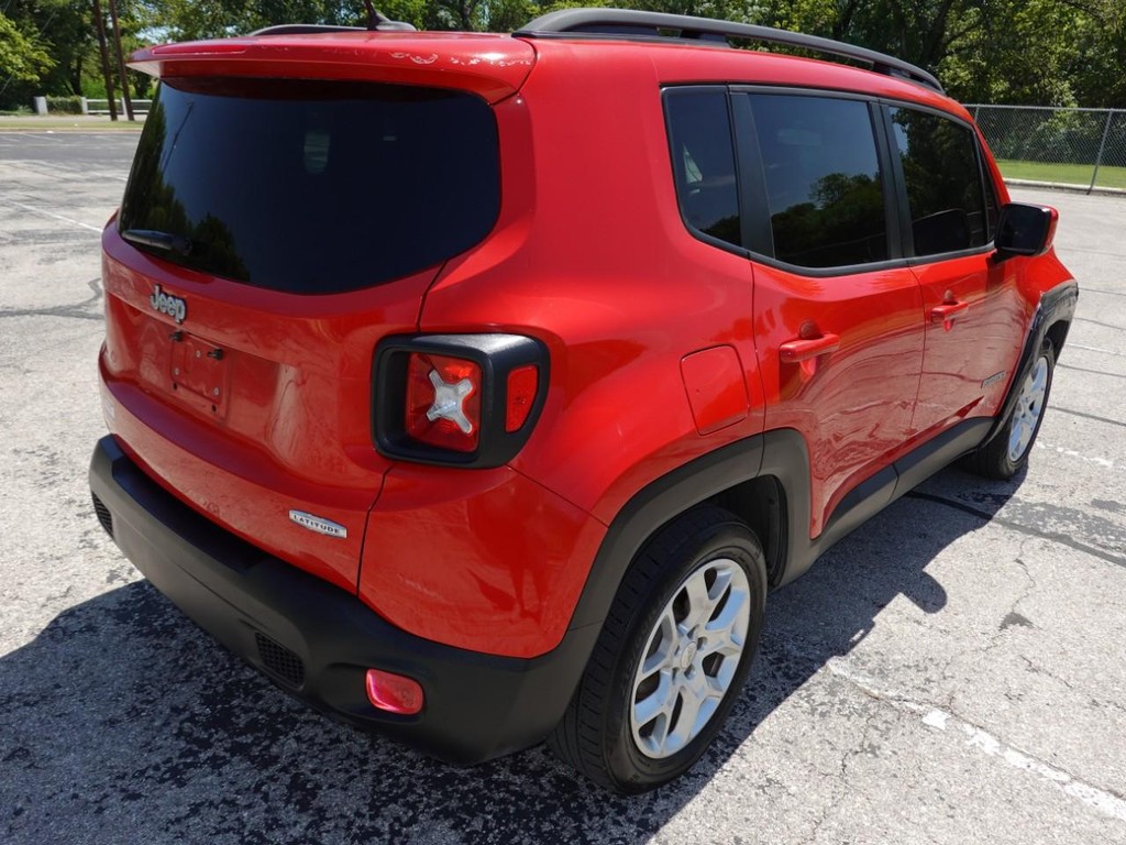 Jeep Renegade Vehicle Full-screen Gallery Image 06