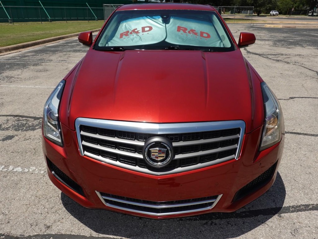 Cadillac ATS Vehicle Full-screen Gallery Image 02