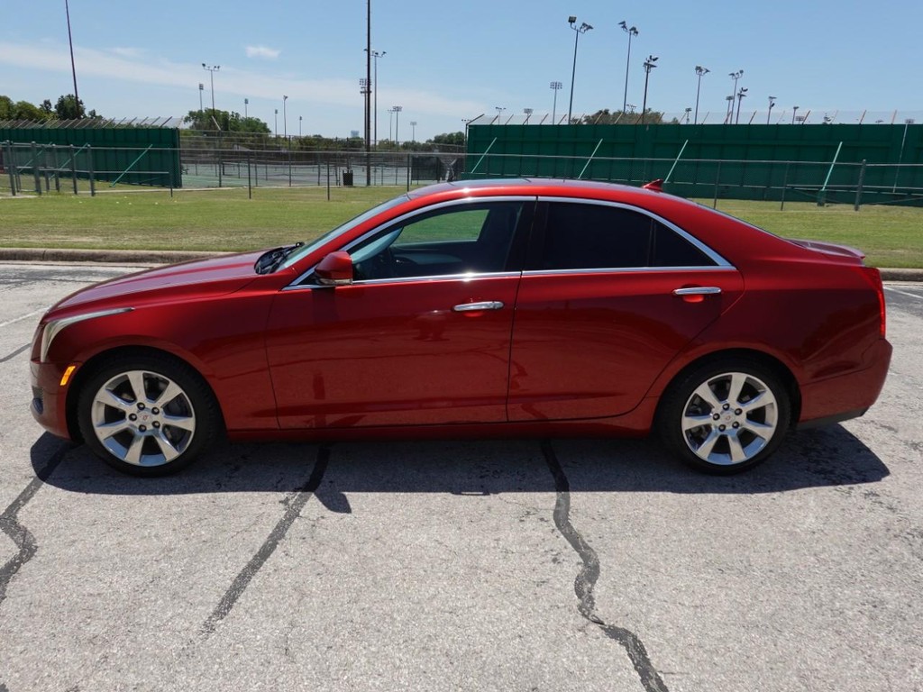 Cadillac ATS Vehicle Full-screen Gallery Image 04