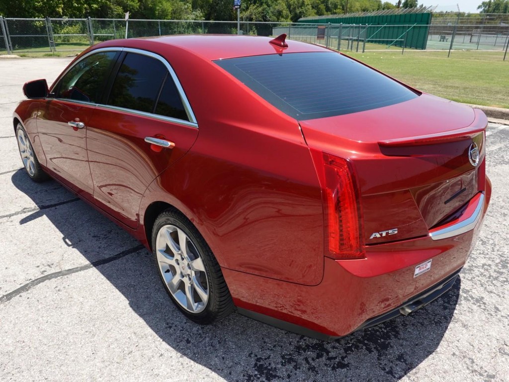Cadillac ATS Vehicle Full-screen Gallery Image 05