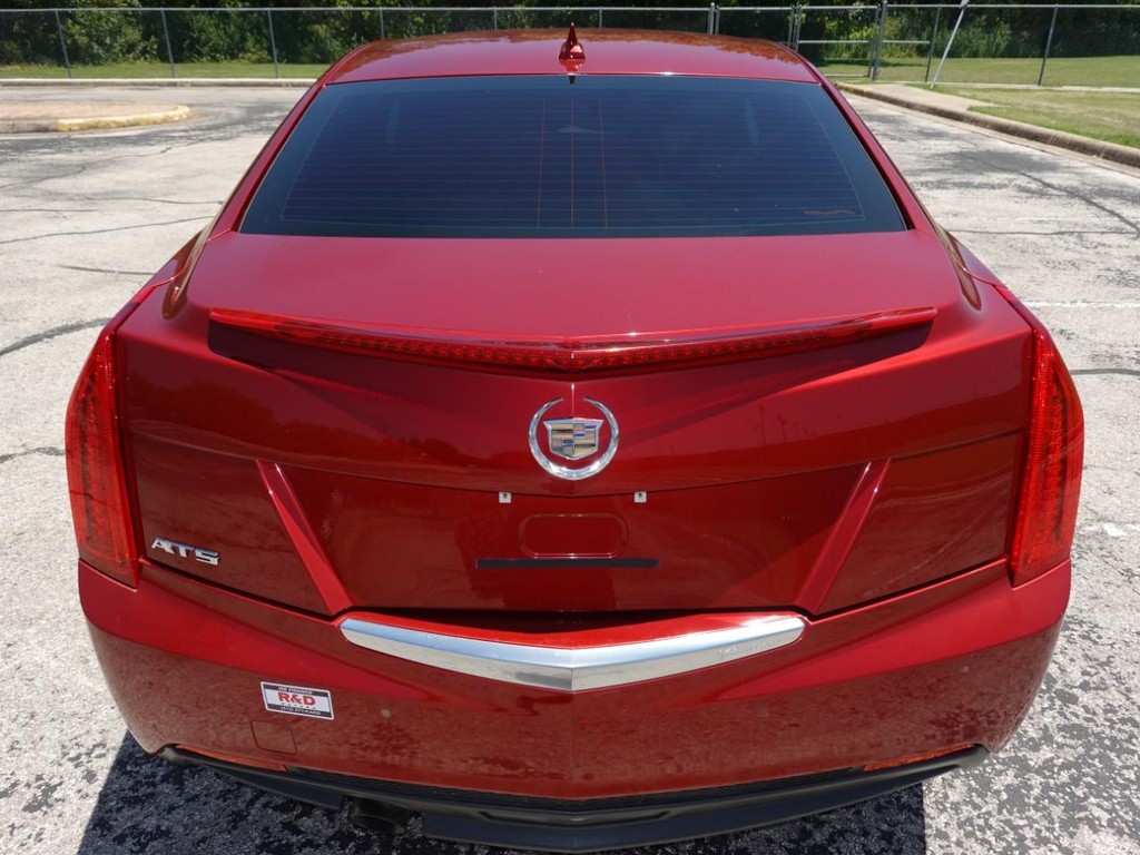 Cadillac ATS Vehicle Full-screen Gallery Image 06