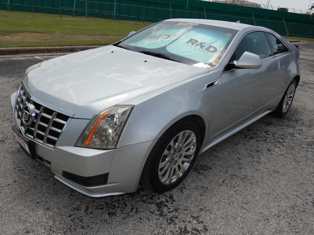 Cadillac CTS Coupe Vehicle Full-screen Gallery Image 03