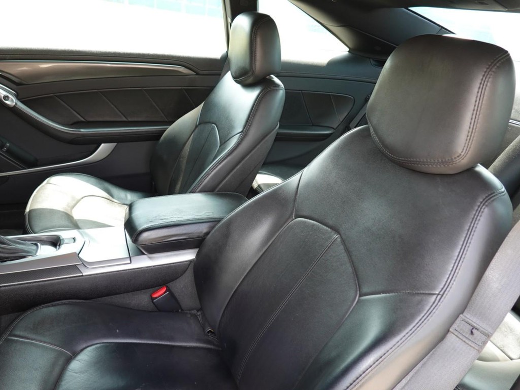 Cadillac CTS Coupe Vehicle Full-screen Gallery Image 15