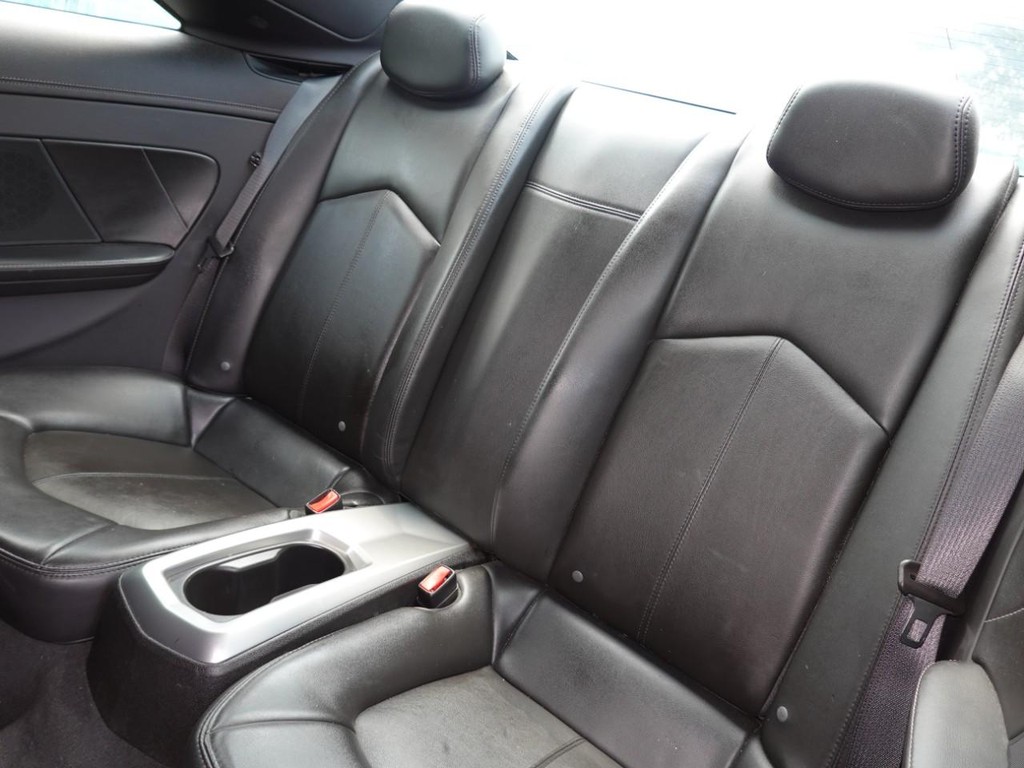 Cadillac CTS Coupe Vehicle Full-screen Gallery Image 18