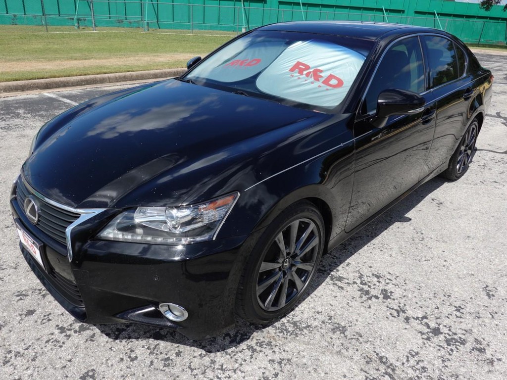 Lexus GS 350 Vehicle Full-screen Gallery Image 03