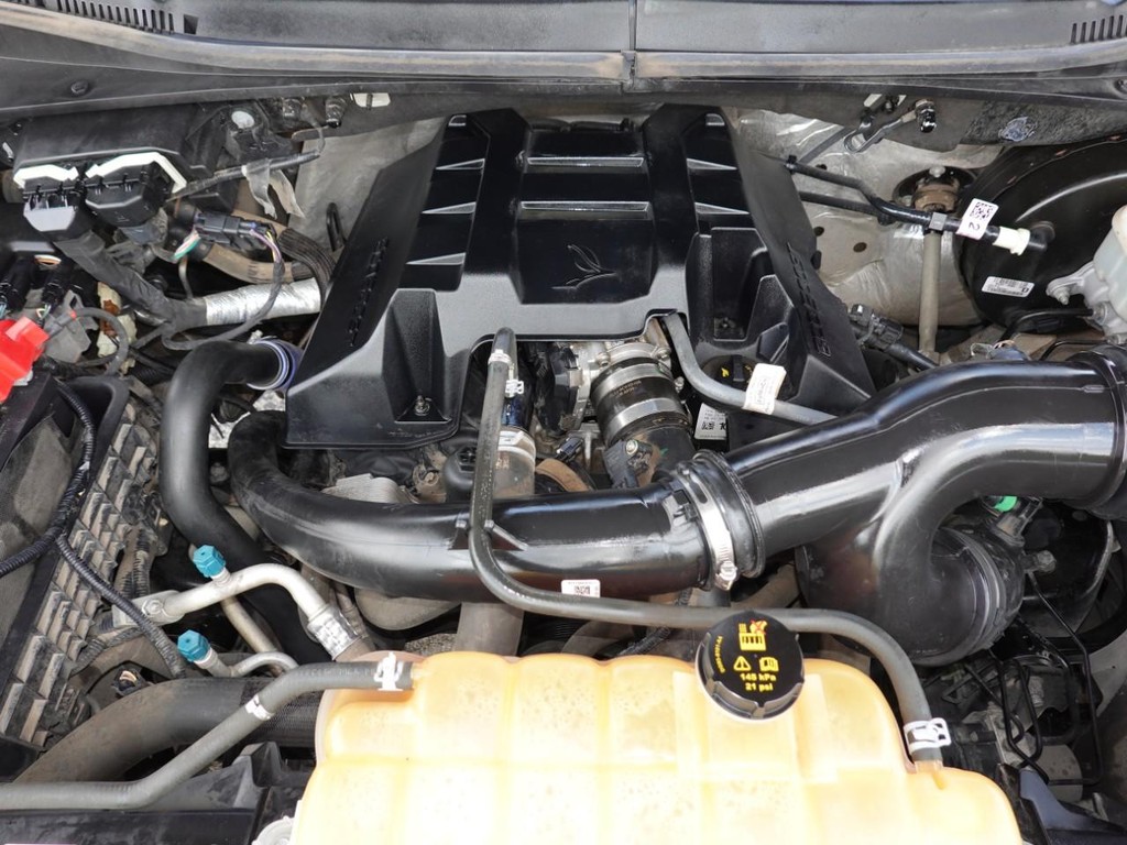 Ford F-150 Vehicle Full-screen Gallery Image 27