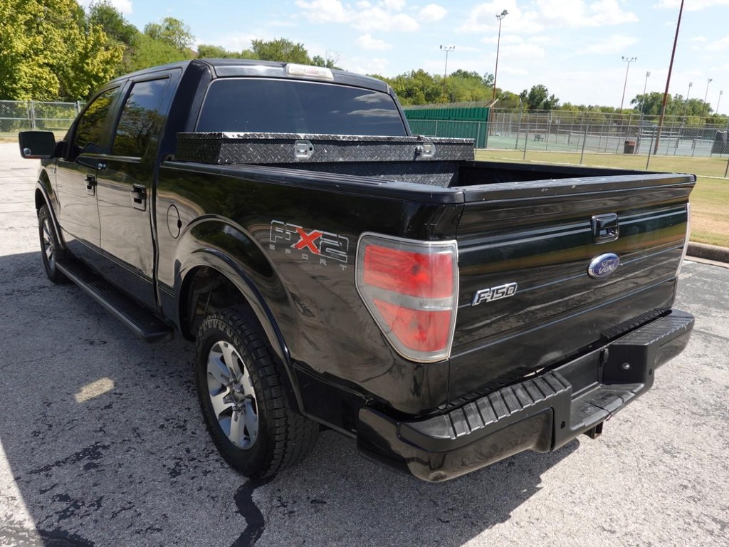 Ford F-150 Vehicle Full-screen Gallery Image 05