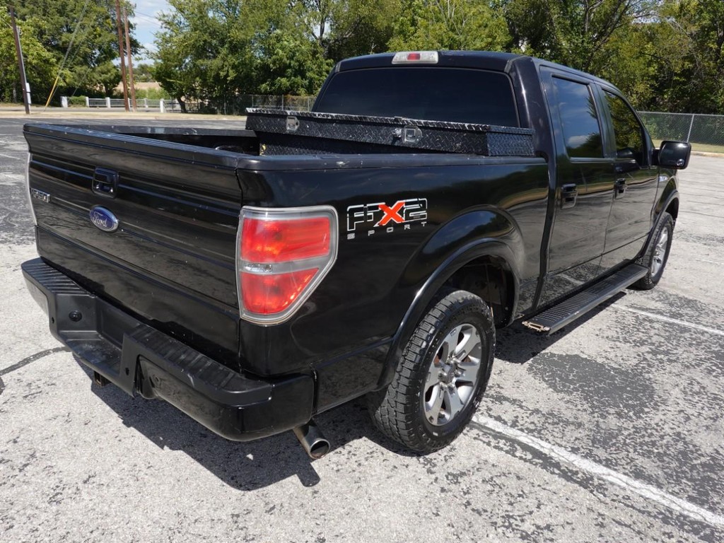 Ford F-150 Vehicle Full-screen Gallery Image 08