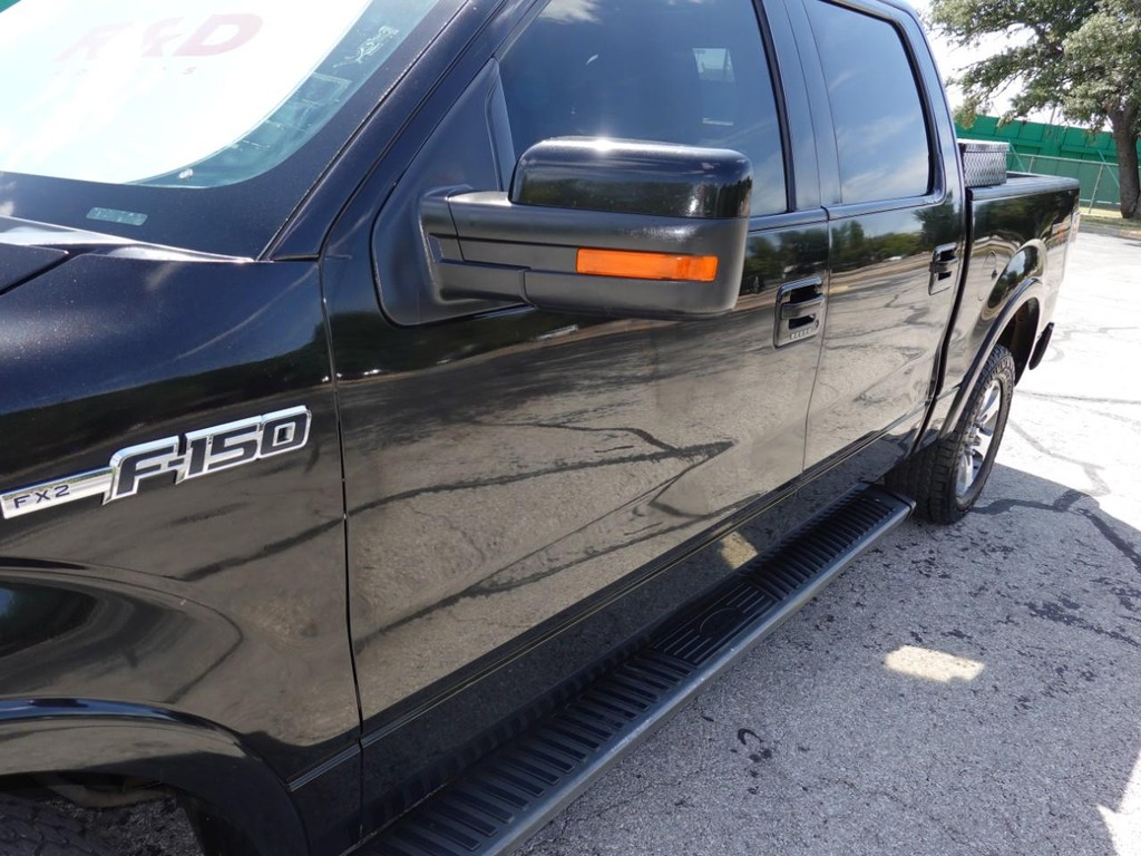 Ford F-150 Vehicle Full-screen Gallery Image 11