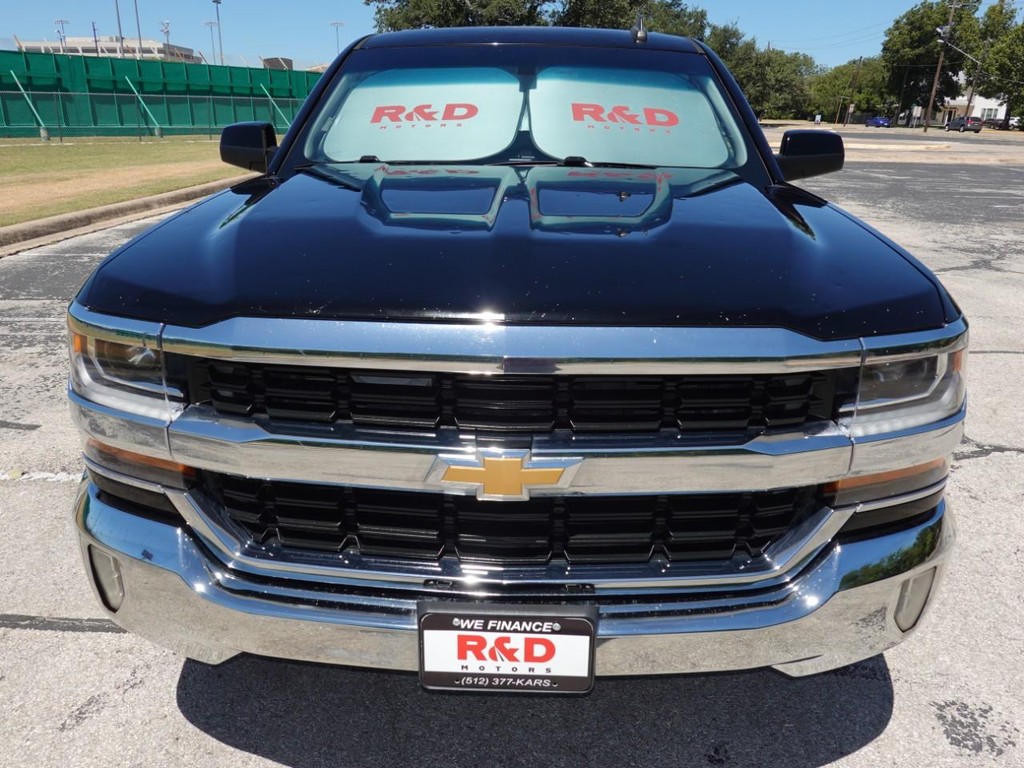 Chevrolet Silverado 1500 Vehicle Full-screen Gallery Image 02