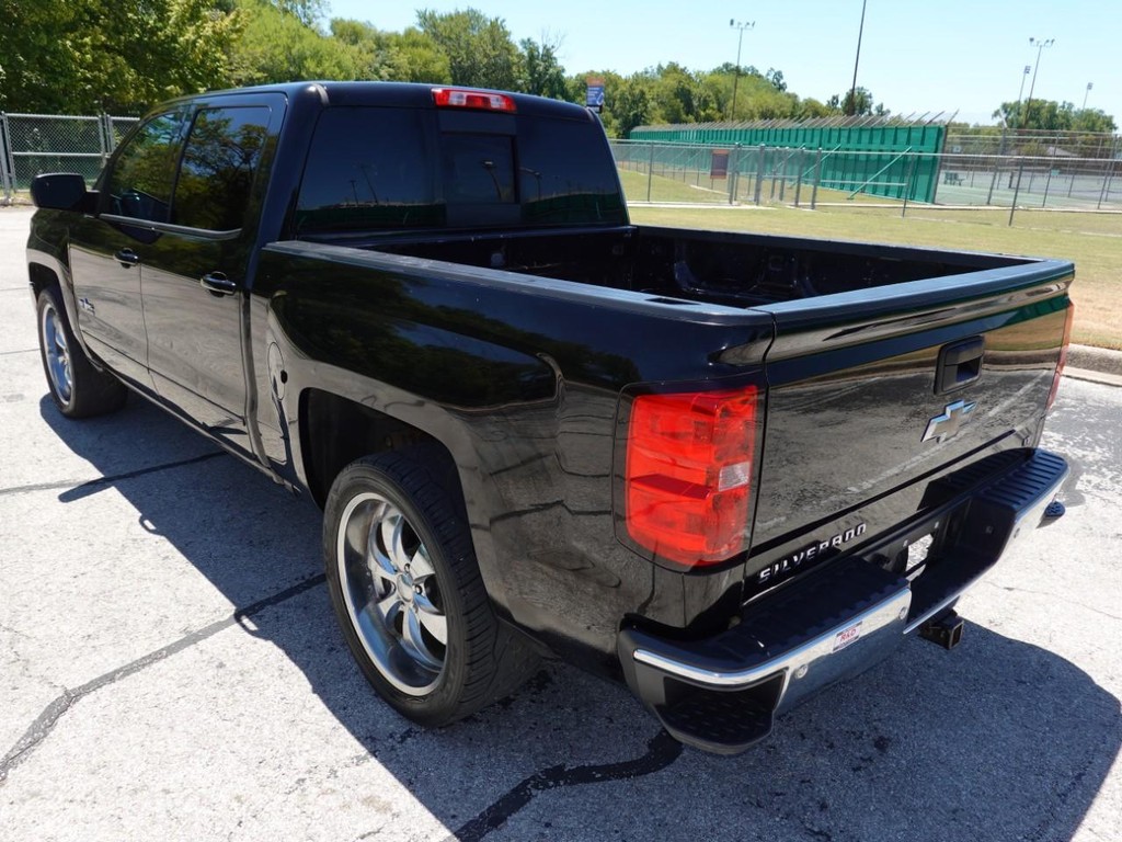 Chevrolet Silverado 1500 Vehicle Full-screen Gallery Image 05