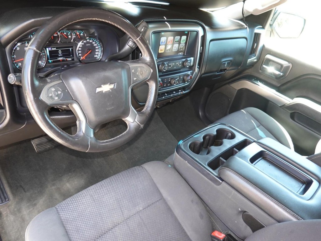 Chevrolet Silverado 1500 Vehicle Full-screen Gallery Image 17