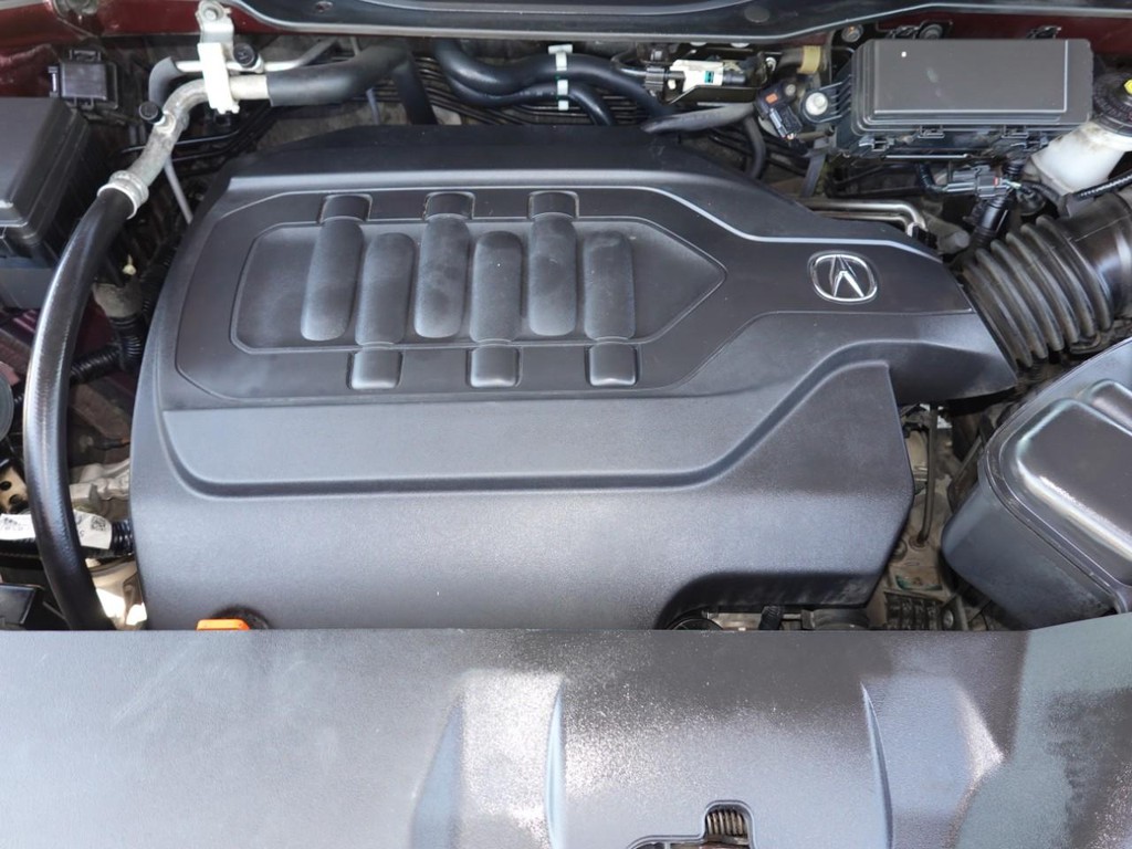 Acura MDX Vehicle Full-screen Gallery Image 29