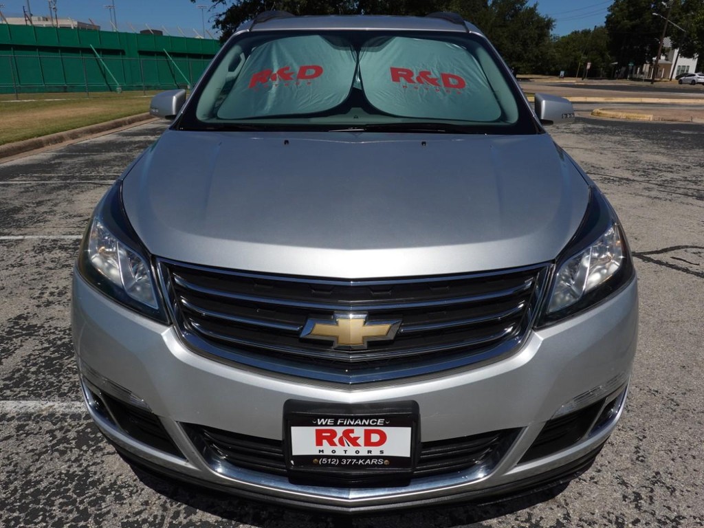 Chevrolet Traverse Vehicle Full-screen Gallery Image 02