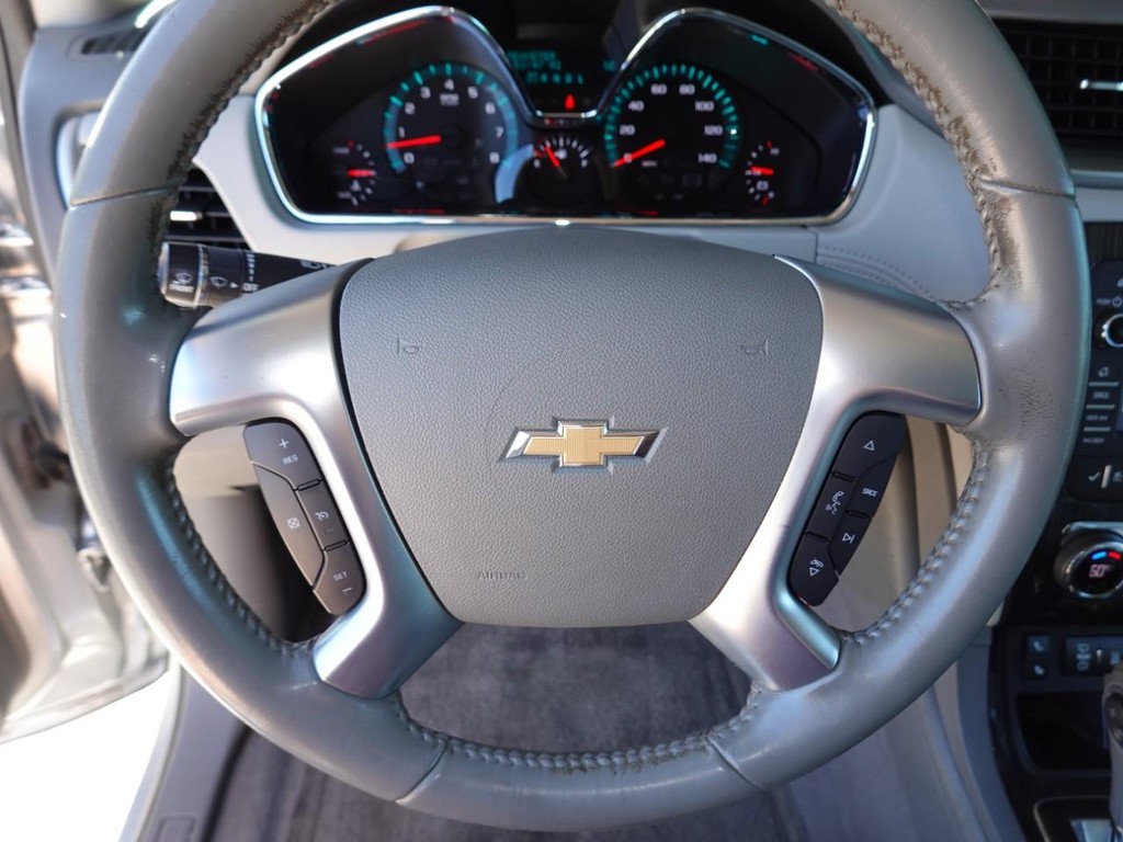 Chevrolet Traverse Vehicle Full-screen Gallery Image 13