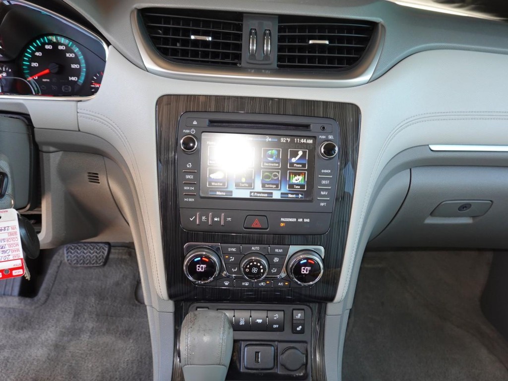 Chevrolet Traverse Vehicle Full-screen Gallery Image 14