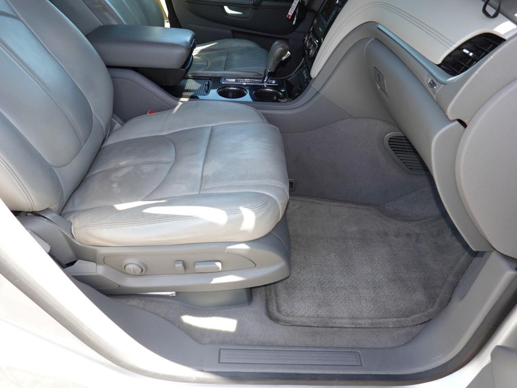 Chevrolet Traverse Vehicle Full-screen Gallery Image 23