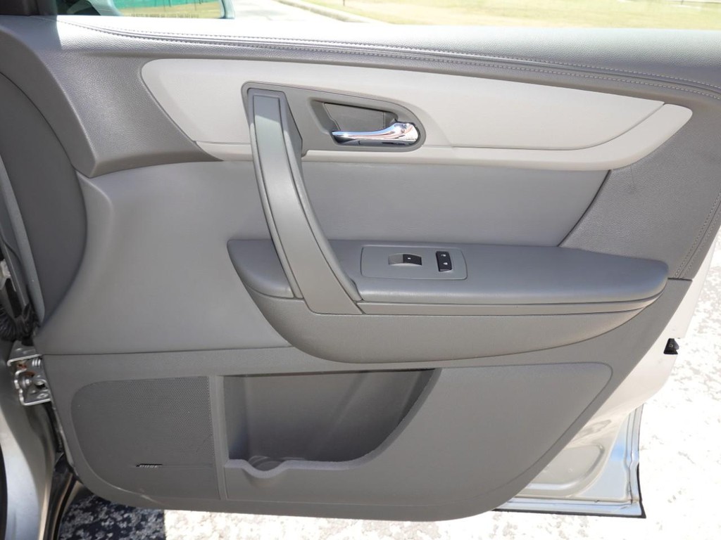 Chevrolet Traverse Vehicle Full-screen Gallery Image 24
