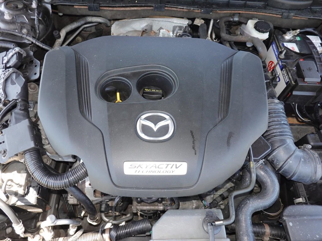 Mazda MAZDA6 Vehicle Full-screen Gallery Image 28