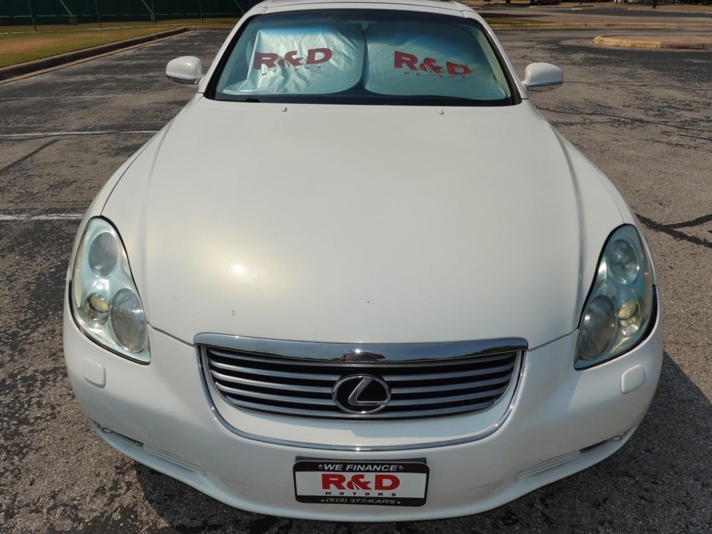 Lexus SC 430 Vehicle Full-screen Gallery Image 02