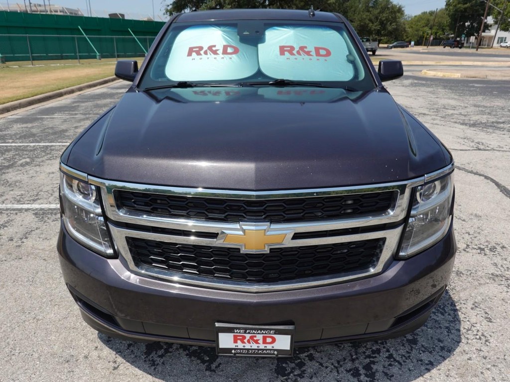 Chevrolet Tahoe Vehicle Full-screen Gallery Image 02