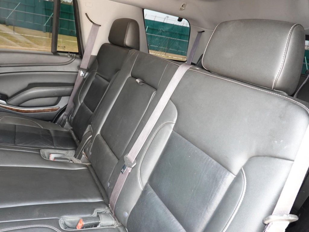 Chevrolet Tahoe Vehicle Full-screen Gallery Image 19