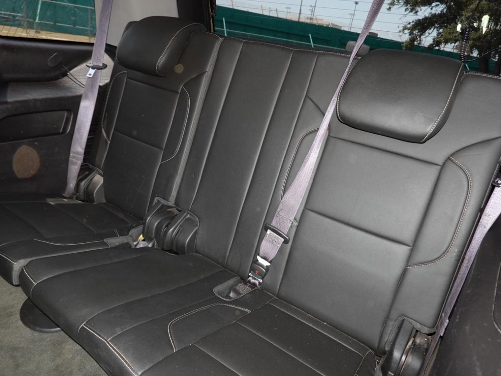 Chevrolet Tahoe Vehicle Full-screen Gallery Image 21