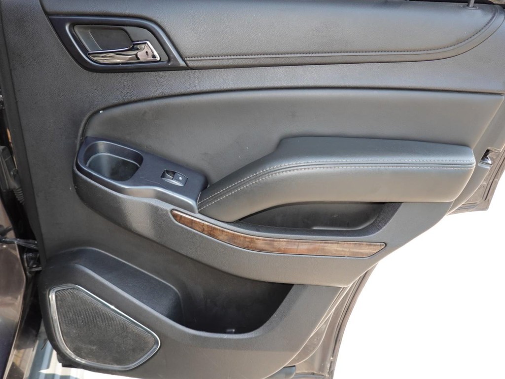 Chevrolet Tahoe Vehicle Full-screen Gallery Image 26