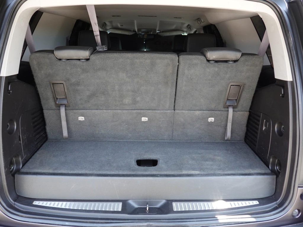 Chevrolet Tahoe Vehicle Full-screen Gallery Image 27